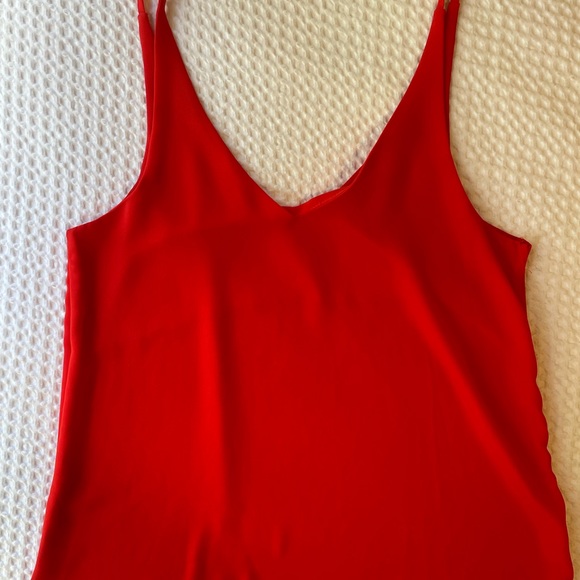 TOPSHOP vibrant red matte satin cami top - Picture 2 of 4
